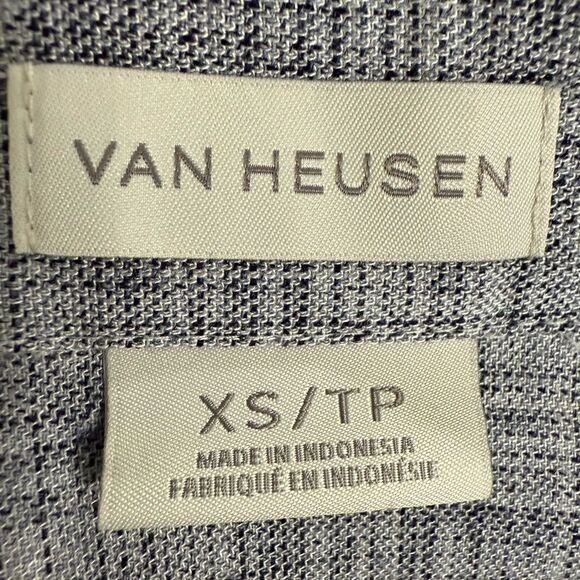 Van Heusen Gray V-neck Collared Shirt Size XS - Picture 6 of 8